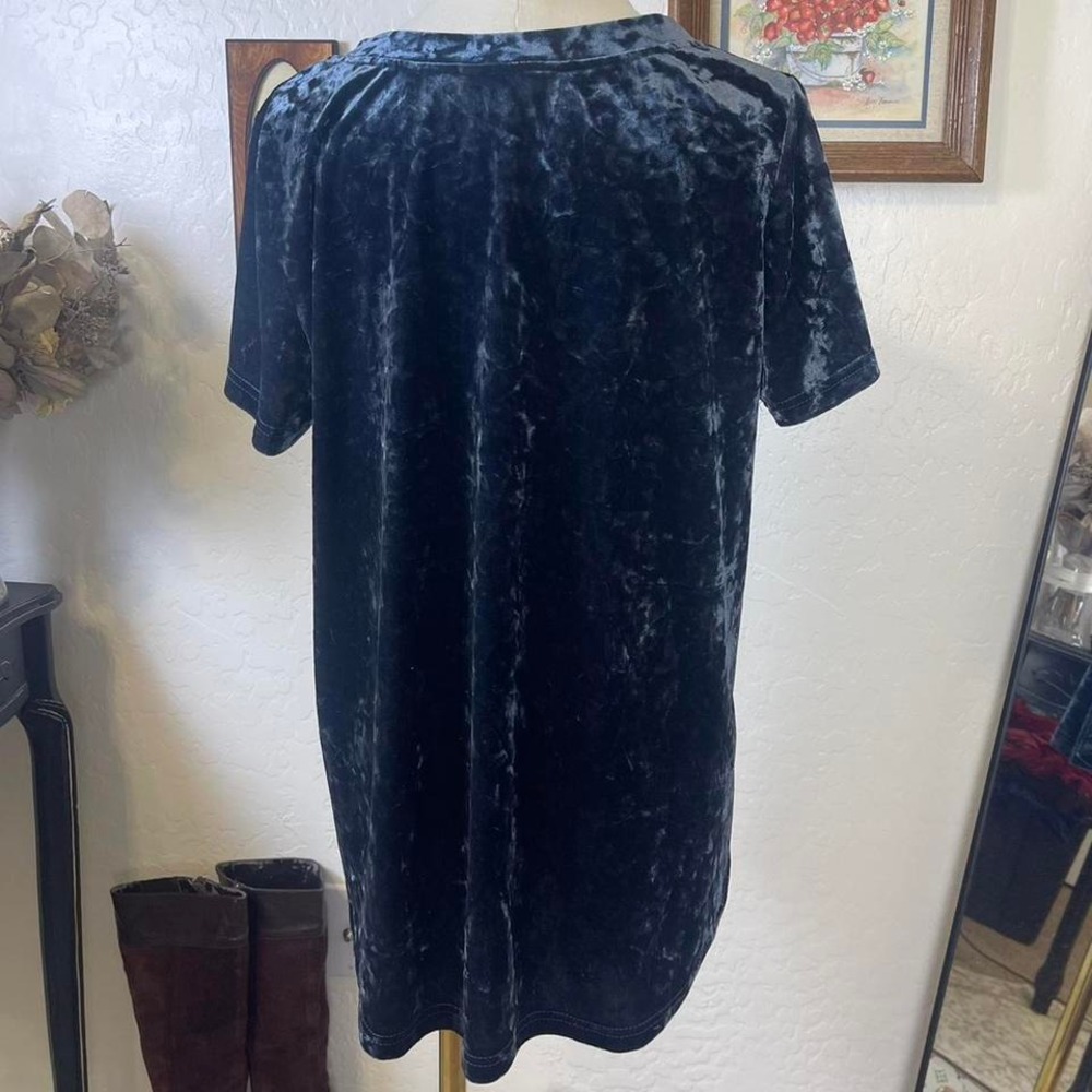 90s Vintage Dark Grunge Crushed Velvet Tee - Picture 6 of 8